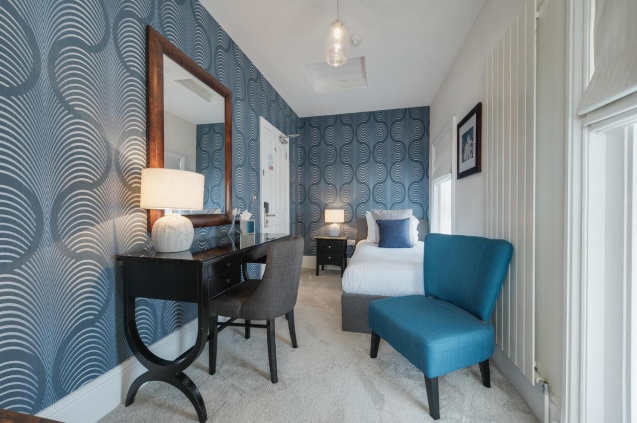 Stattons Boutique Hotel & Restaurant Portsmouth Buitenkant foto